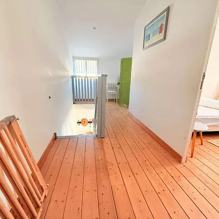 Charmante Maison De Village A Saint-pierre-d'oleron, Ideale Pour 4 Personnes - Fr-1-778-52 Ferienhaus *